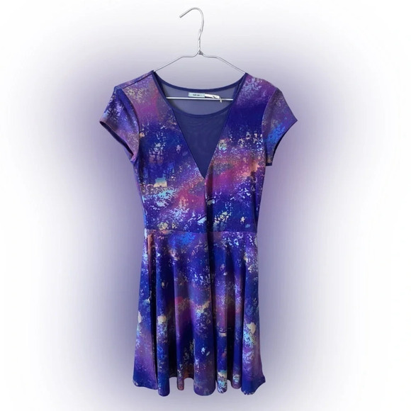 Kimchi Blue Soft Purple A-line Deep V Mesh Crewneck Mini Dress Size S - Picture 1 of 6